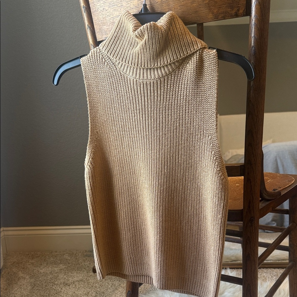 Nwt Antonio melani tan Sleeveless Turtleneck Sweater